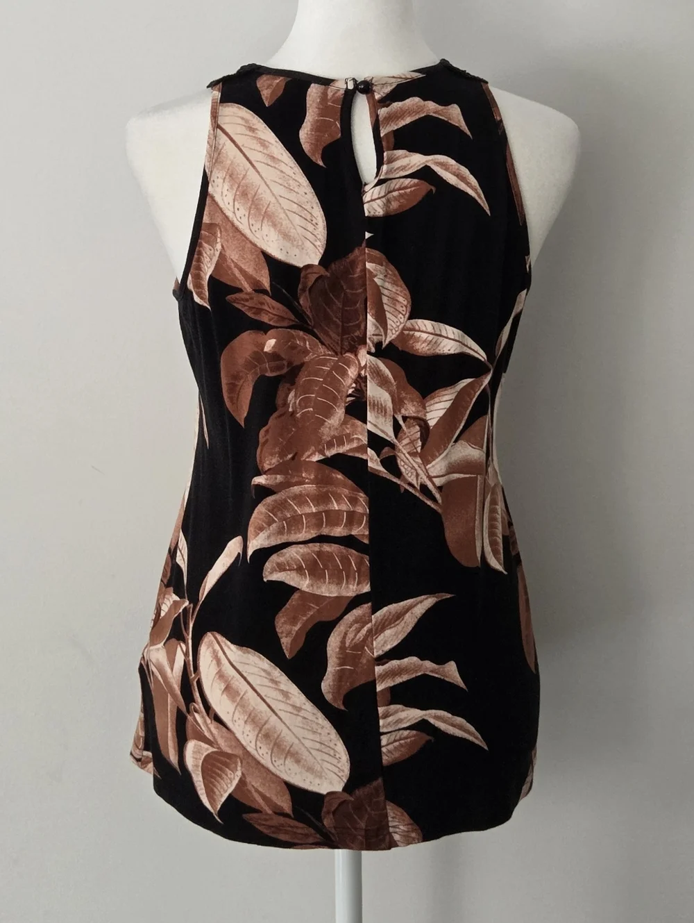 Sleeveless Black Tank Top with Brown Leaf Print and Crochet Yoke - Picture 3 of 4